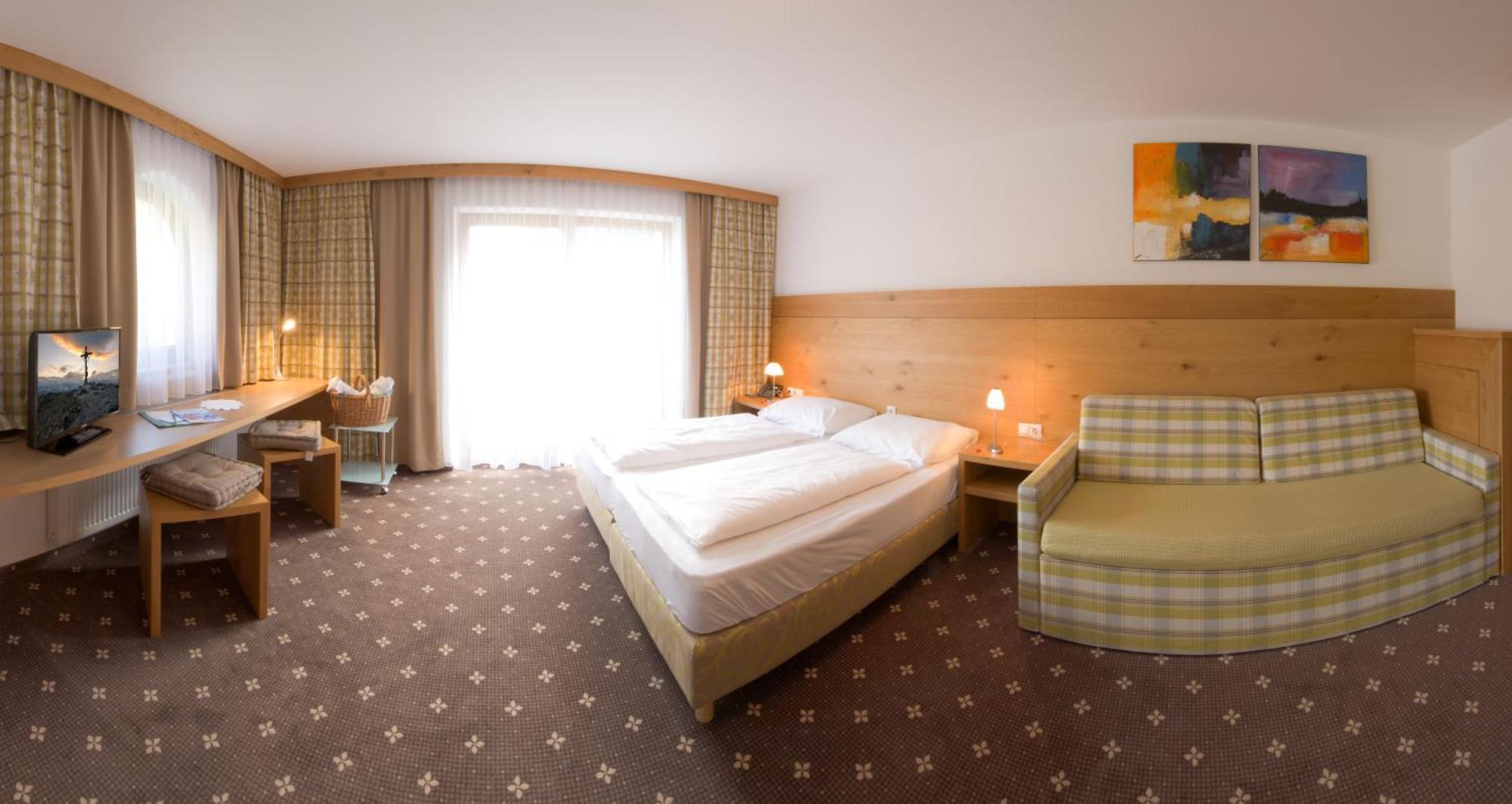 Hotel Zum Gruenen Tor Tux Cameră foto